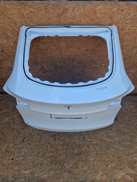 фото thumb №1, Tesla модель y 20- кришка багажника зад задня