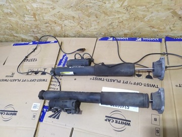 фото thumb №1, Амортизатор зад ліва w205 6.3 amg c клас