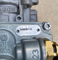 фото thumb №5, Клапан главный тормоза iveco stralis e6 4800200140