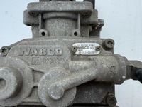 фото thumb №1, Man tgl 12-210 клапан тормоза wabco 4800200020