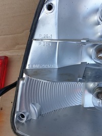 фото thumb №10, Лампа левая задняя вкладыш alfa romeo giulietta i оригинальный номер eu