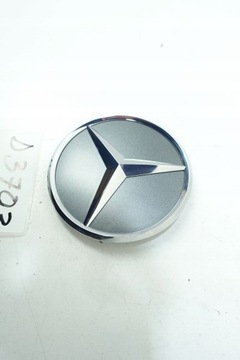 фото thumb №3, Значок логотип эмблема зад mercedes c w205