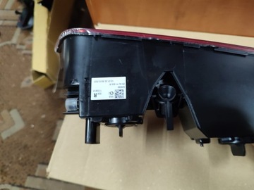 фото thumb №7, Лампа відбивач заднього бампера audi q3 8u 15-18 8u0945096b