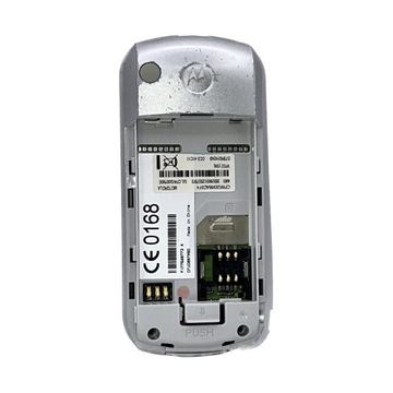 Мобильный телефон MOTOROLA C121 серебристого цвета {УНИКАЛЬНЫЙ}