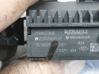 фото thumb №3, Переключатель света кнопка ассистент поперечина renault captur ii 259803780r