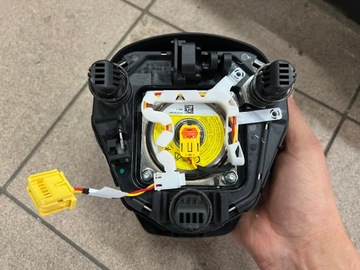 фото thumb №16, Tesla модель y 20- панель консоль подушки подушка безопасности демонтаж европа