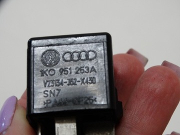фото thumb №6, Реле 460 audi seat skoda 1k0951253a