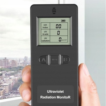 Detektor promieniowania UV