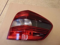фото thumb №10, Лампа права зад mercedes ml w164 європа оригінал