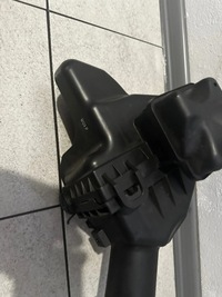 фото thumb №10, Infiniti q50 3.5 гибрид корпус фильтра воздуха левая