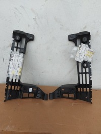 фото thumb №1, Vw caddy iv r.2021 задние направляющие бампер 2k5807394a