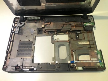 КОРПУС В КОМПЛЕКТЕ ВЕРХНЯЯ НИЖНЯЯ МАТРИЧНАЯ ЗАСЛОНКА ACER 8942