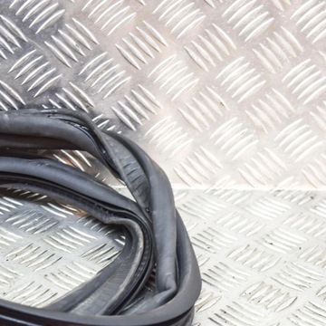 фото thumb №7, Renault zoe 2015 гумова прокладка багажника заднього / na кузов