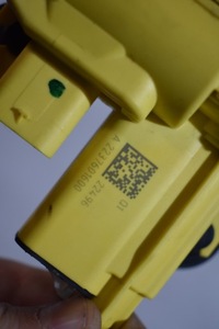 фото thumb №4, Замок доводчик дверь правый задний mercedes w223 1