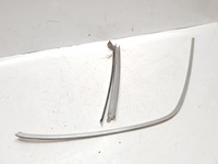 фото thumb №6, Молдинг скло права задня mercedes-benz w123 sedan