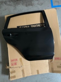 фото thumb №1, Nowe оригінальні двері праве задні subaru impreza 2012-17