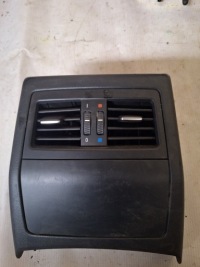 фото thumb №4, Bmw e90 решітка обдув задня