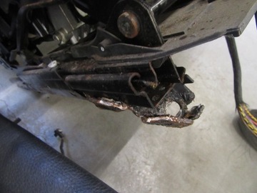 фото thumb №14, Сиденья bmw 5 e60 e61 европа подогрев чёрная кожа 2003-2005r. дорестайлинг