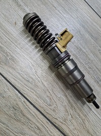 фото thumb №2, Насос-форсунка инжектор renault premium dxi volvo fm 9 21582098