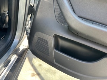 фото thumb №5, Боковина двері праві зад голий audi a6 c6