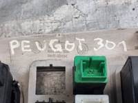 фото thumb №9, Панель регулировки зеркал высоты света оригинальный номер 9674382577 peugeot 301 16r