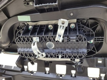 фото thumb №10, Панель раздаточная консоль land rover range rover evoque рестайлинг 2018