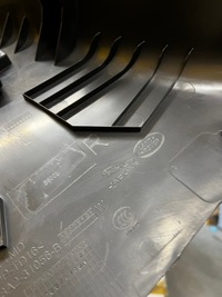 фото thumb №12, Захист обшивка стійка середнього b права праве range rover velar l560