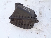 фото thumb №1, Корпус фільтра повітря audi a4 b7 2.7 tdi