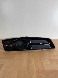 фото thumb №1, Решітка бампера права audi a3 8p