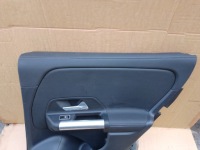 фото thumb №2, Оббивка обшивка двері задня праве mercedes gla w247