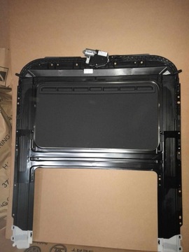 фото thumb №12, Audi a6 sedan c7 4g рестайлинг люк 4g5877041g бежевая чёрная накладка 28km