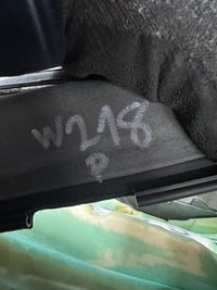 фото thumb №10, Спинка сидіння правого, праві mercedes cls w218 чорна шкіра, біла nić