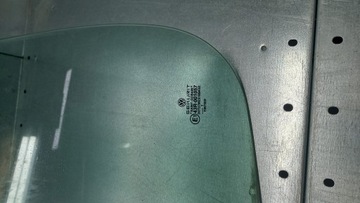 фото thumb №2, Стекло левая зад треугольник vw golf iv 01r
