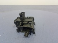 фото thumb №4, Skoda octavia iii привід кришка заливної пального 7p0810773f