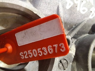 фото thumb №12, Крышка клапанов валы 9644994680 peugeot 308 1.6 hdi 16v 07-