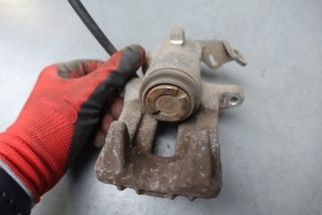 фото thumb №5, Vw polo 6r суппорт тормозной правые зад шланг