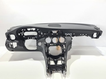 фото thumb №1, Mercedes c-klasa w205 панель консоль