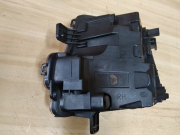 фото thumb №8, Vw scirocco iii 1k8 лампа поворотник права hella 192.279-16 eur.