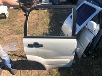 фото thumb №1, Suzuki grand vitara -2006 дверь правый задняя kompl.