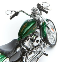 Harley-Davidson XL 1200V Seventy-Two 2013 года — модель мотоцикла в масштабе 1:12 от Maisto — хит!