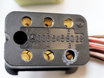 фото thumb №10, Реле штекер mercedes w126 w124 w140 w201 w202 w210 r129 0015429619