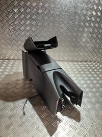 фото thumb №1, Подлокотник туннель mercedes slk r171