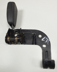 фото thumb №1, Клипса поперечина левый задняя isofix saab 9-5 95 5203039