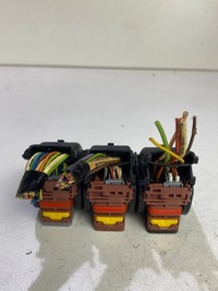 фото thumb №5, Роз'єми штекер колодка коробка запобіжників bsm l11 peugeot 207