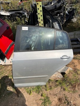 фото thumb №1, Двері задні ліві зад volkswagen golf 5 v plus