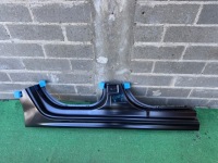 фото thumb №1, Opel corsa f порог правый 1666081680 org eu