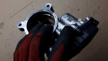 фото thumb №9, A4 b9 рестайлинг дроссельная заслонка 2.0 tdi 05l128063d a5 8w