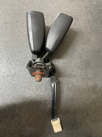 фото thumb №1, Клипса поперечина задняя двойной kia ceed i lift 2009