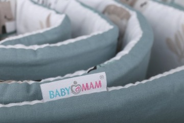 ДВУХСТОРОННЯЯ КРОВАТЬ С КОВРИКОМ 180х30см BABYMAM