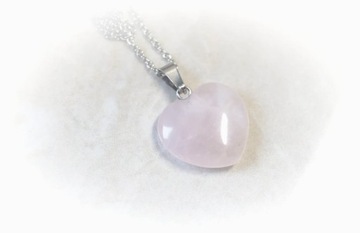 Колье HEART из розового кварца с камнем Love